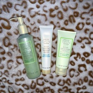 Satin Hands never been used!